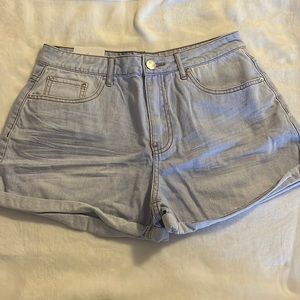 Forever 21 - High Rise Shorts (Size 28)